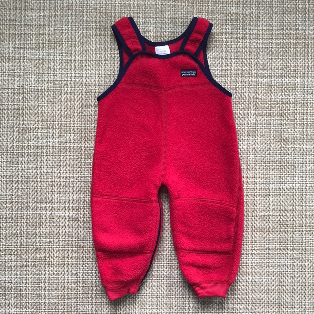 Patagonia Vintage Fleece Overalls (size 6m)